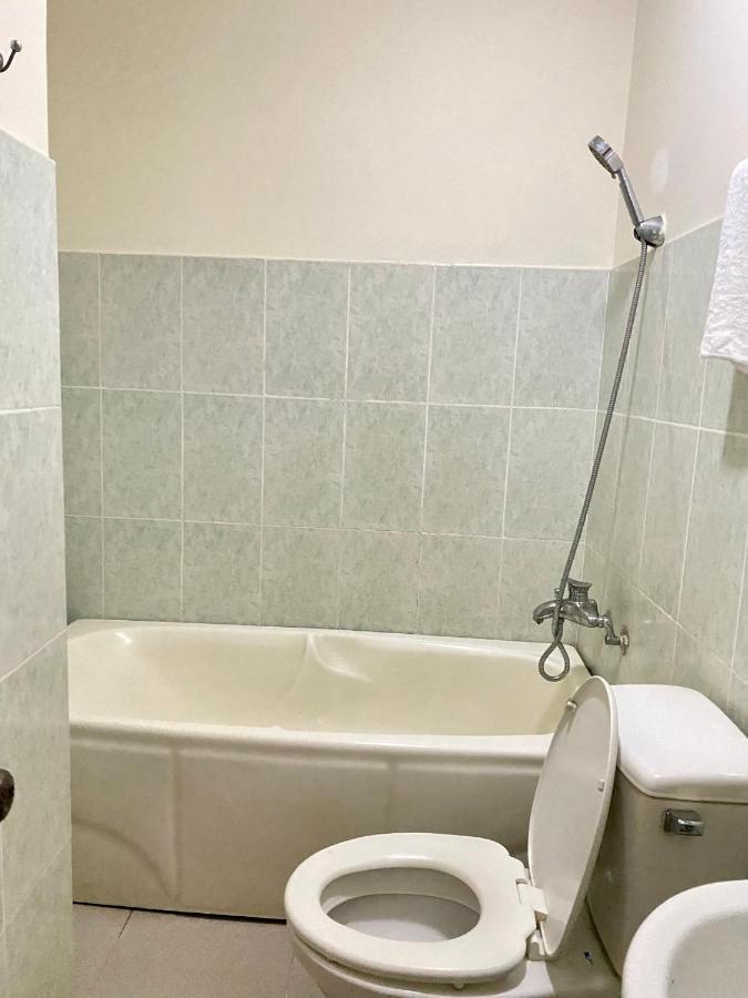 Hotel Khach San Ban Me Xanh Buôn Ma Thuột Esterno foto