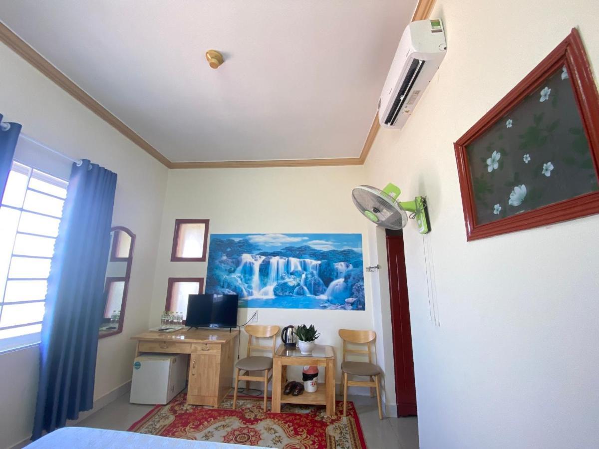 Hotel Khach San Ban Me Xanh Buôn Ma Thuột Esterno foto
