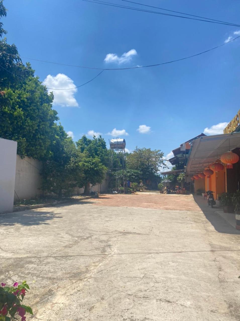 Hotel Khach San Ban Me Xanh Buôn Ma Thuột Esterno foto