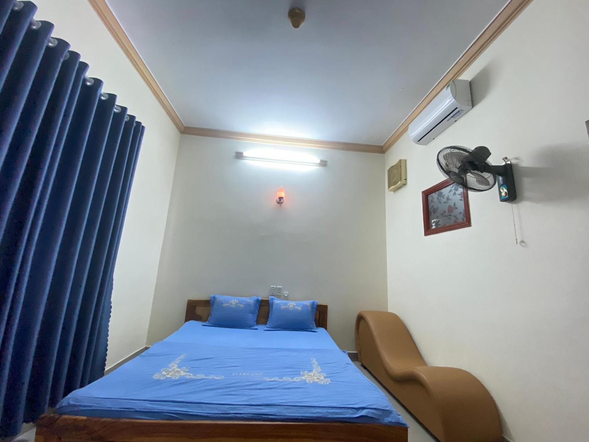 Hotel Khach San Ban Me Xanh Buôn Ma Thuột Esterno foto