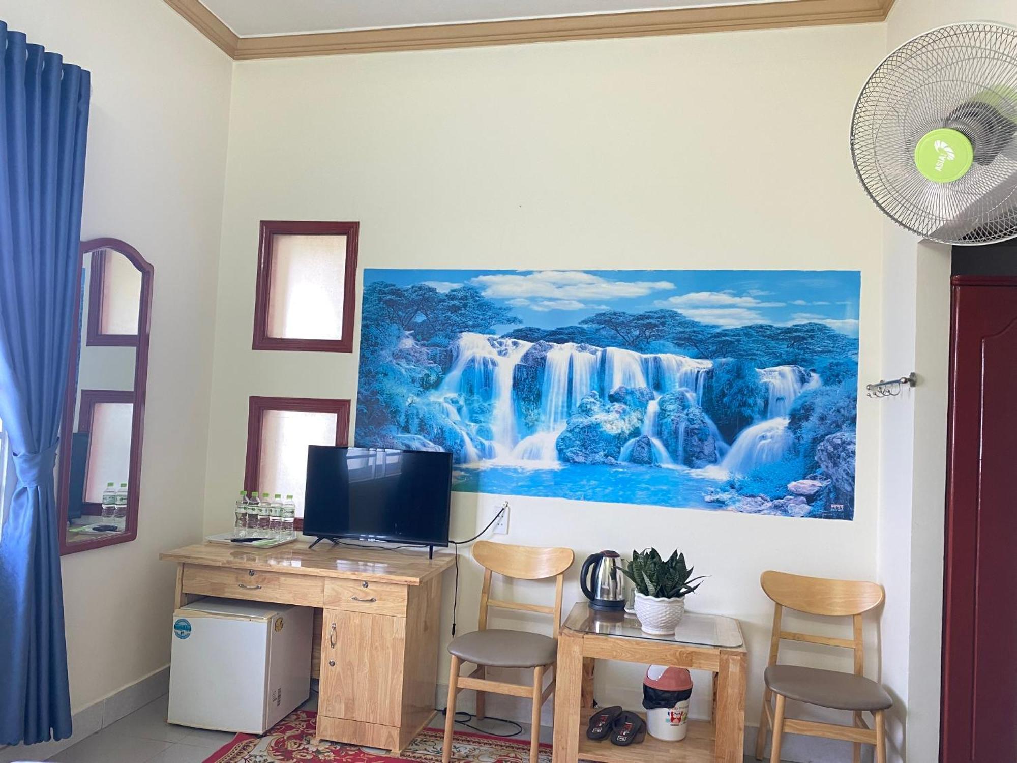 Hotel Khach San Ban Me Xanh Buôn Ma Thuột Esterno foto