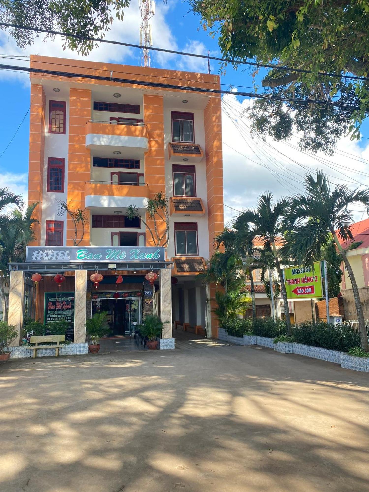 Hotel Khach San Ban Me Xanh Buôn Ma Thuột Esterno foto